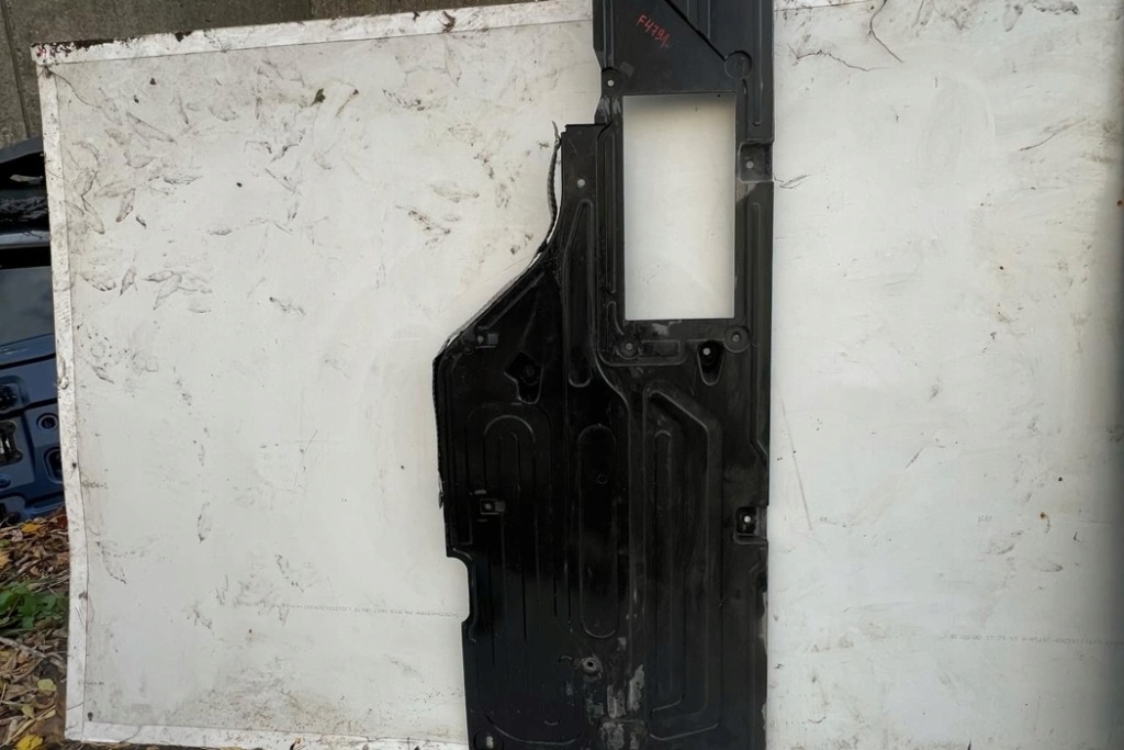 фото №9, Другое защита подвеска jaguar xf x250 cx23112c29cb 3.0l дизель 177kw 2010