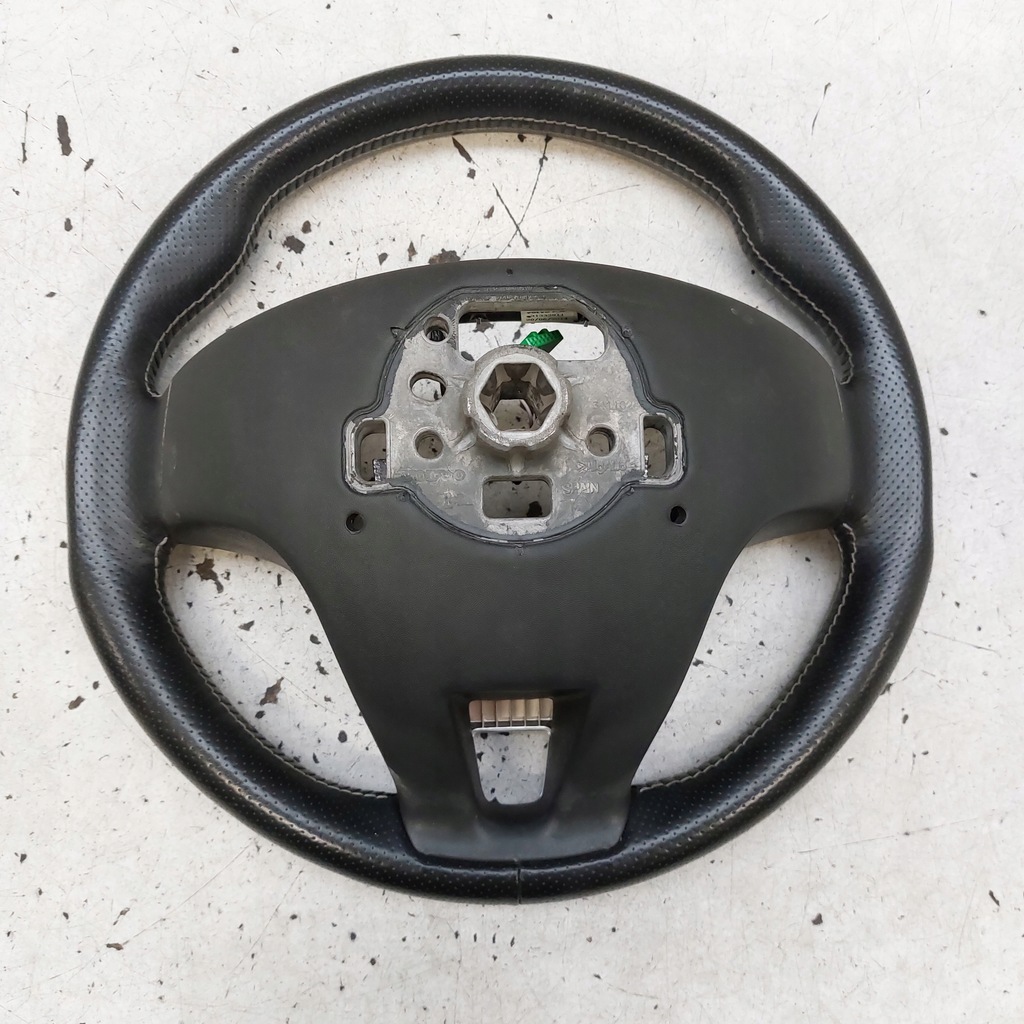 фото №9, Volvo v40 ii r-design 2014 повітропровід шкіряний bardzo гарний стан