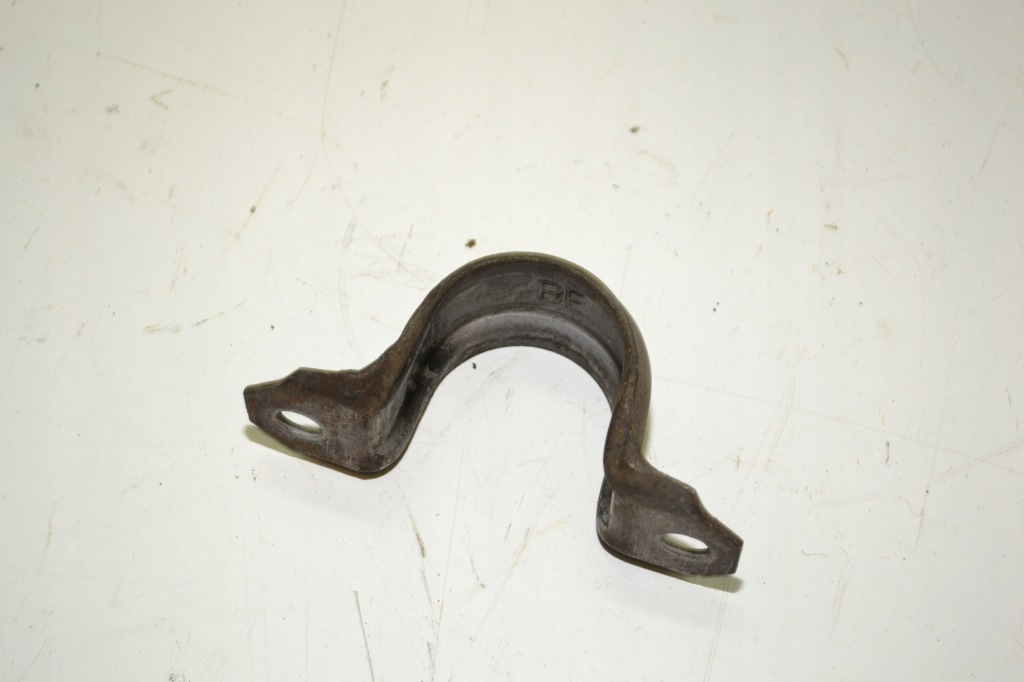 Купити Bmw e82 e91 кронштейн стабілізатора 6787016