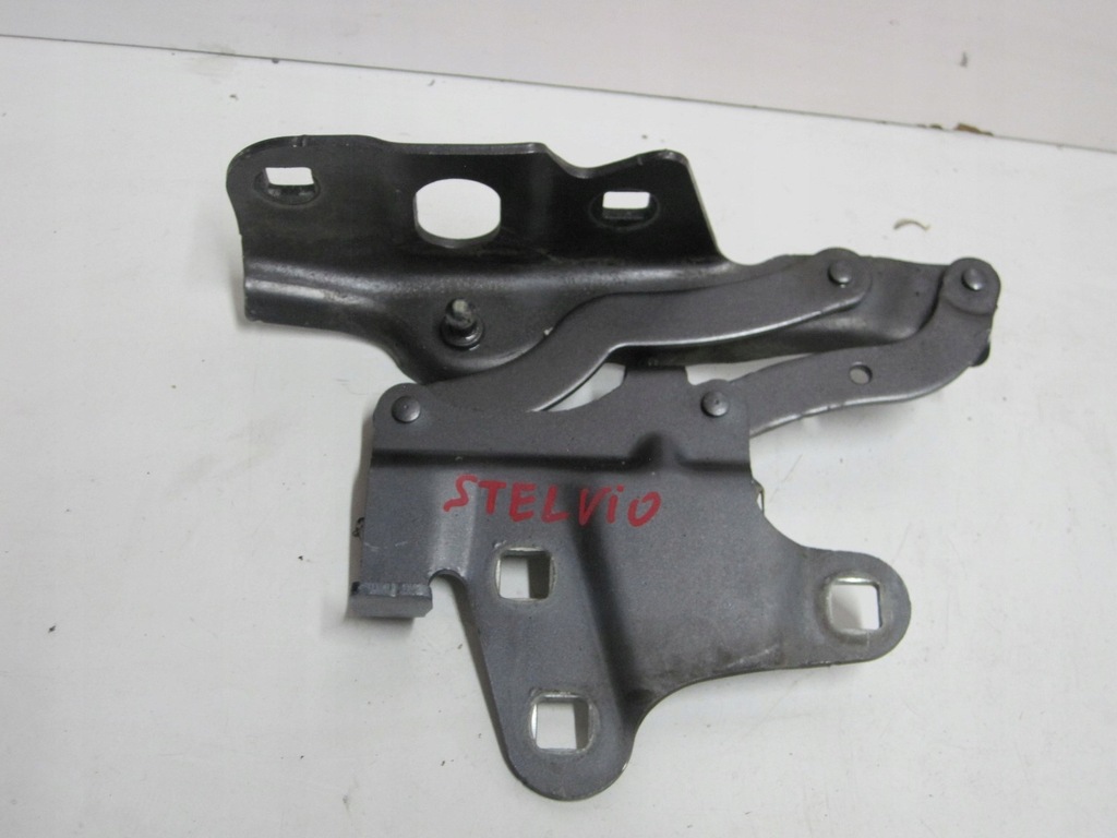 фото №2, Петля капот alfa romeo stelvio правый левый