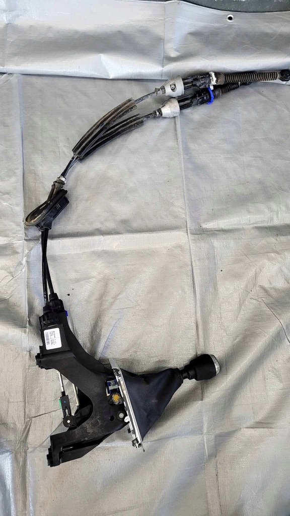 фото №1, Домкрат тросы переключения передач renault captur ii 341025599r