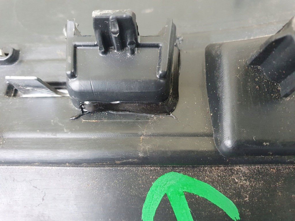 фото №6, Молдинг дверь правое задняя mercedes w247 gla eqa