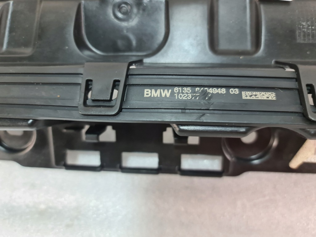 Bmw g31 g30 lci напрямна кронштейн бампера задня датчик задній 8494948 Оригінал