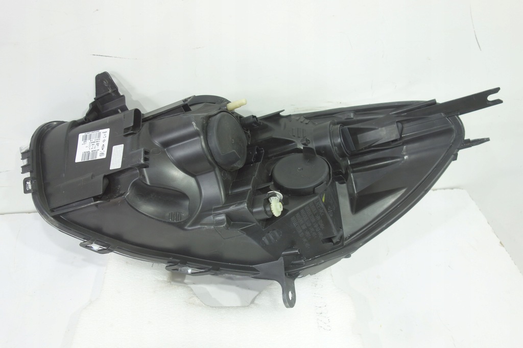 фото №2, Лампа перед права renault clio iv lift 260100653r