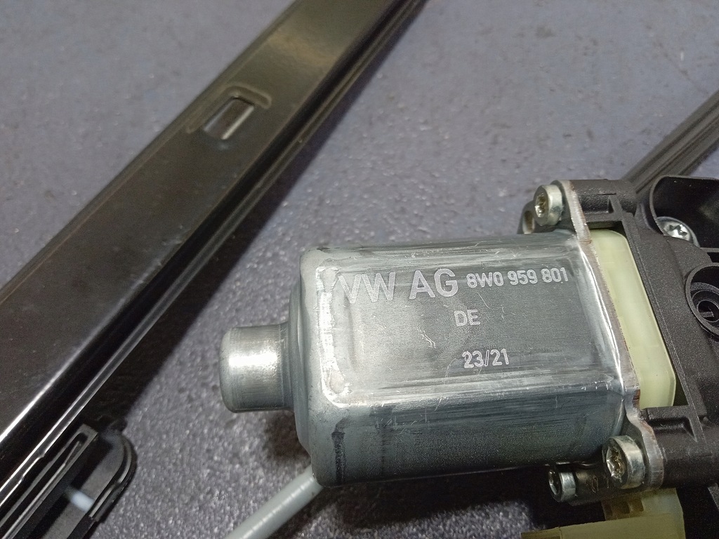 фото №4, Audi q7 ii 4m підйомник скло задня правий 4m0839462a