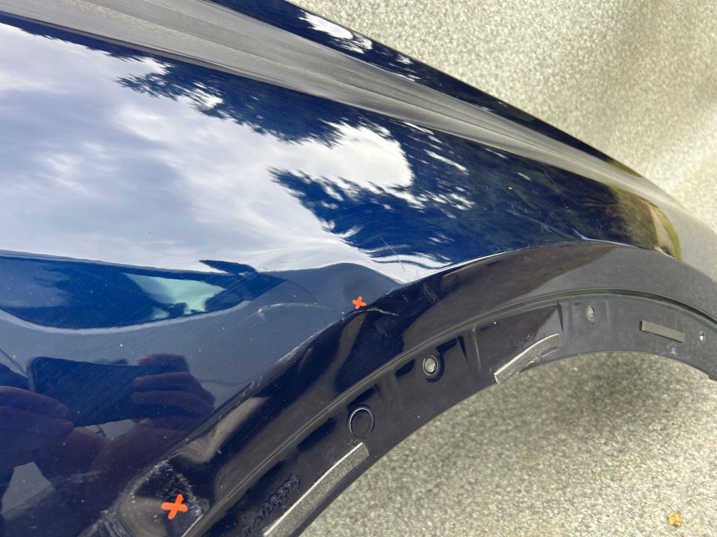 Крыло  правый  передний bmw x7 g07 poznan Киев