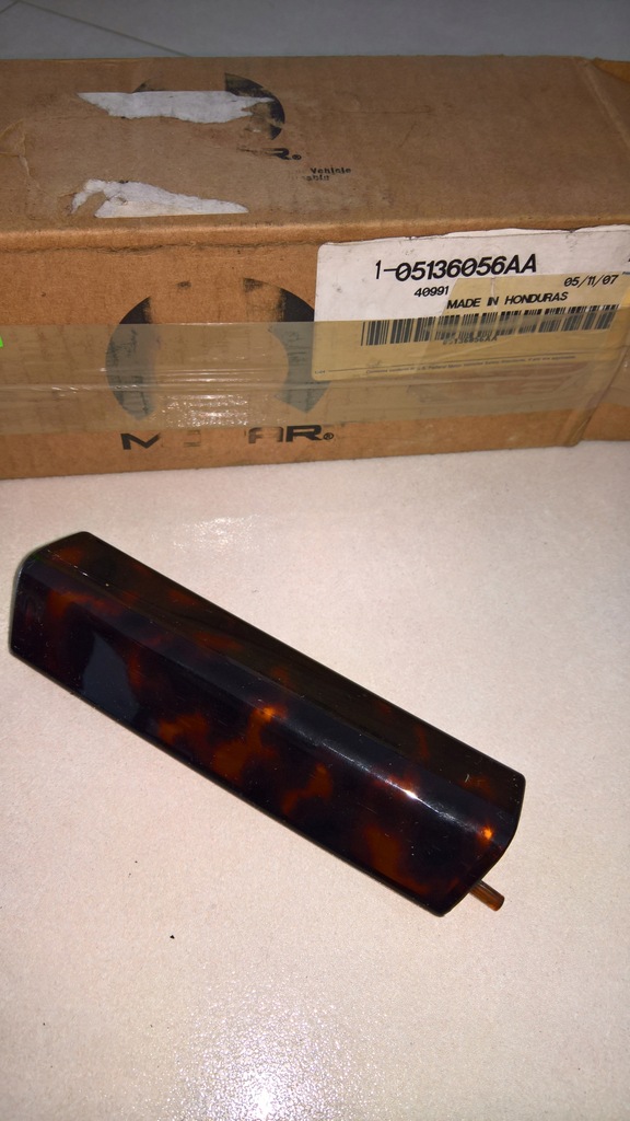 фото №5, Chrysler 300 dodge magnum charger 05-07r ручка обшивка дверь 05136056aa