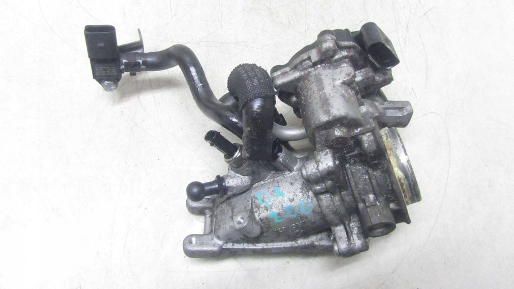 фото №1, Audi q3 8u 2.0 клапан дроссель 04l128637a