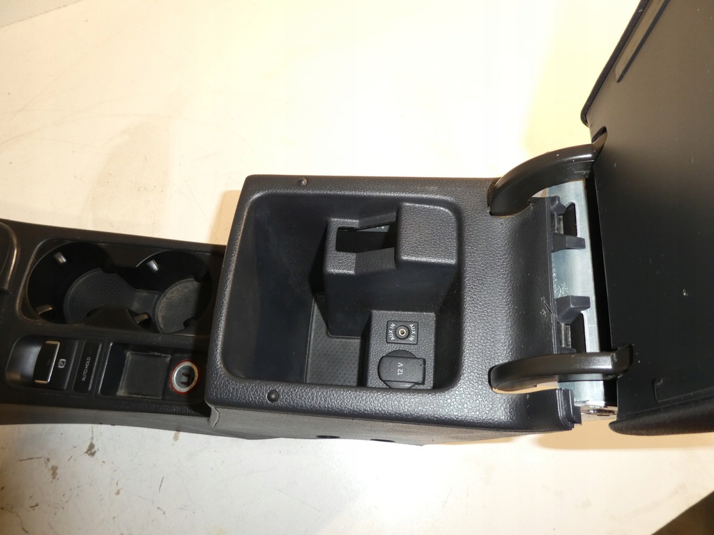 фото №4, Туннель подлокотник vw sharan alhambra 7n0864251