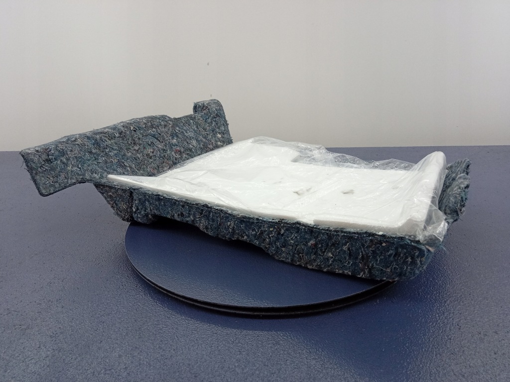 фото №6, Clio v 19- шумоізоляція пінополістирол підлога правий перед 749404146r