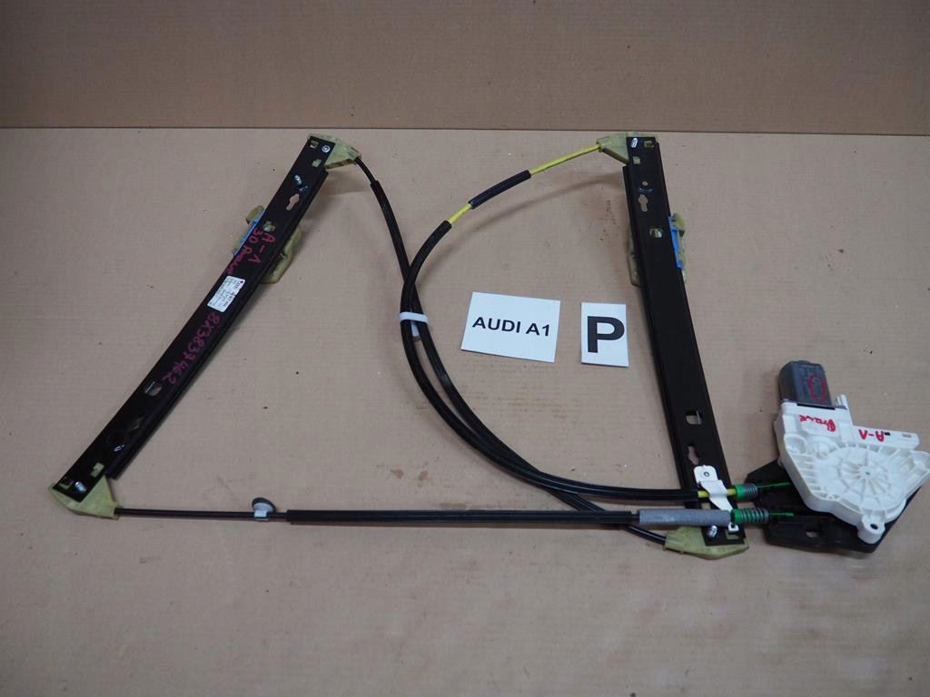 фото №1, Механізм скло двері правих передніх audi a1 3d
