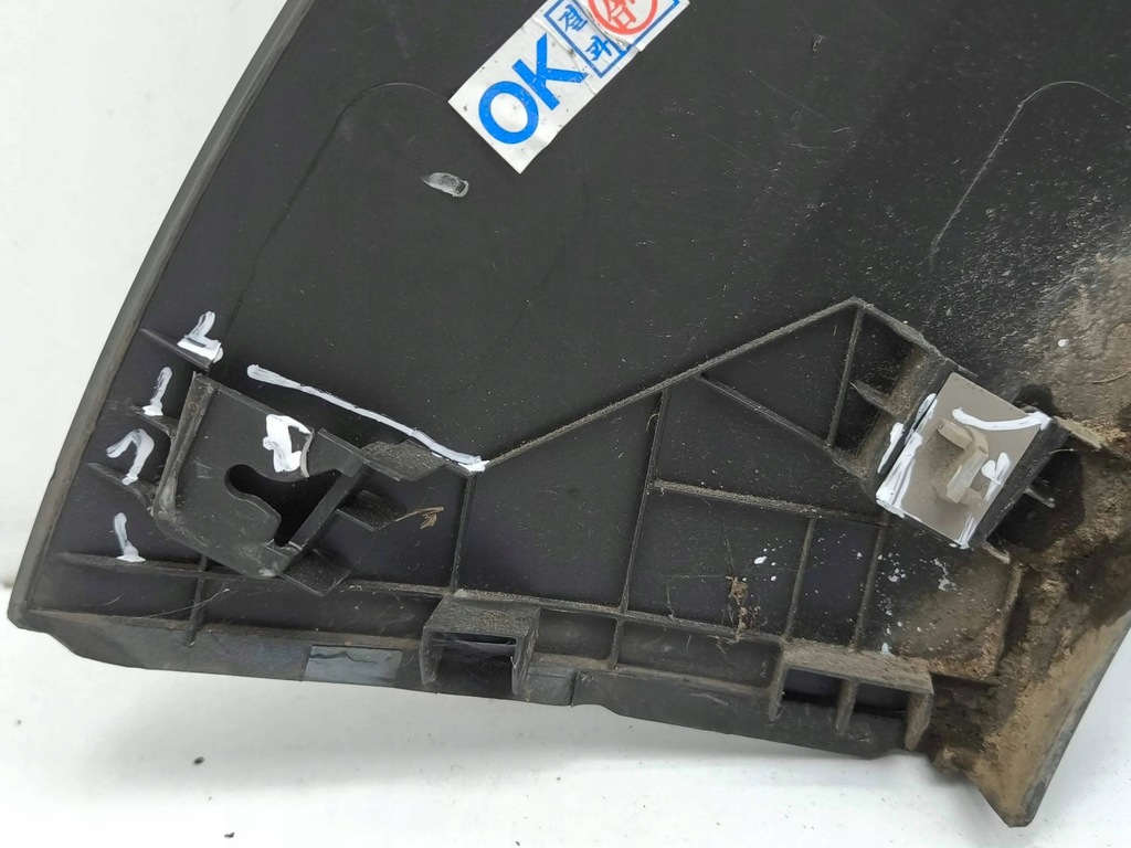 фото №13, Hyundai kona i 2019 правая сторона молдинг крыла передний