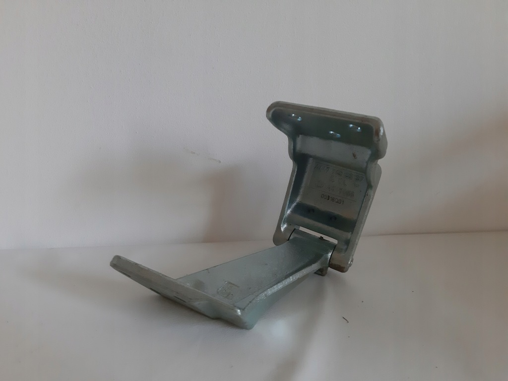 фото №1, Петля дверь задняя левый mercedes w447 a4477400337