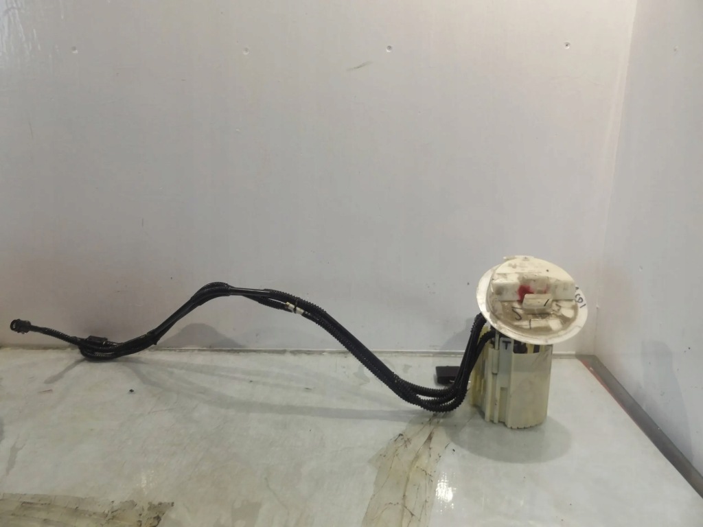 W 204 2,2cdi помпа топлива a2044700594 Доставка