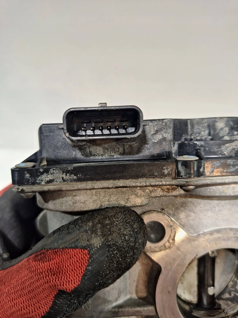 фото №5, Дросельна заслінка 8200568772c renault clio iii 1.2 16v 05-