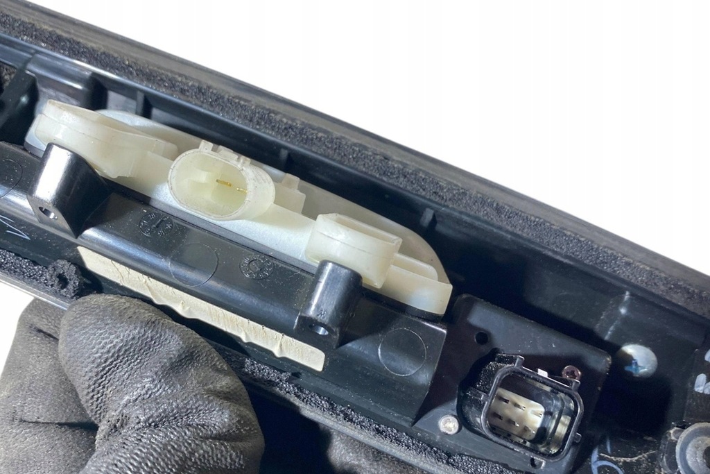 фото №8, Підсвітка номера реєстрації infiniti q30 908185da1a 2.0l бензиновий 2017