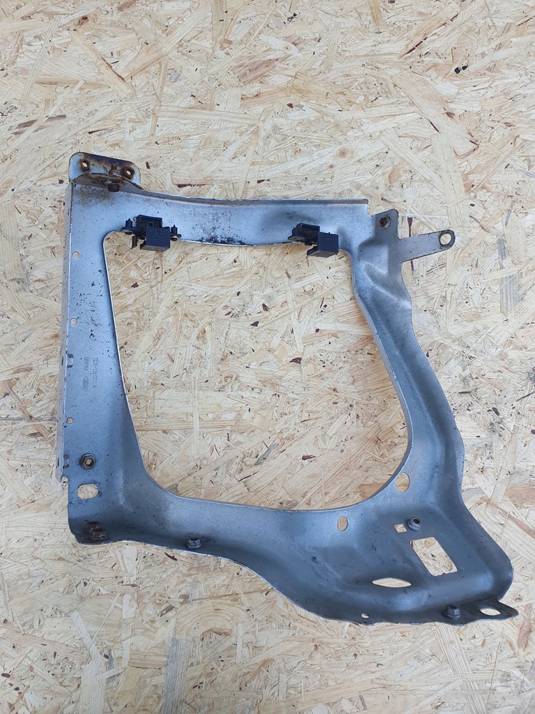 фото №5, Кронштейн лампы панель фары transit 7c11-13k020 a левый