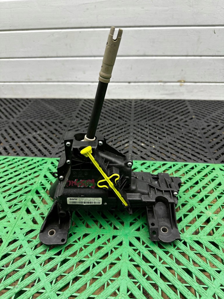 фото №1, Bmw x1 f48 f49 8666166 домкрат перемикання передач / верхній