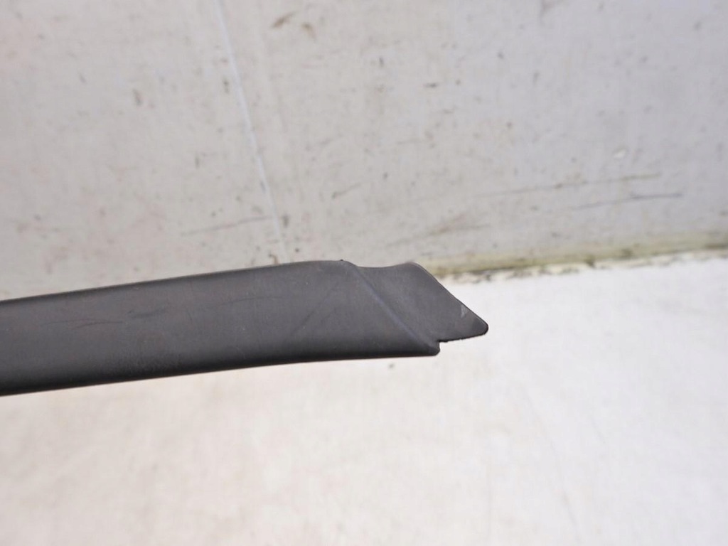 фото №5, Молдинг скло лобове ліва audi a3 8p