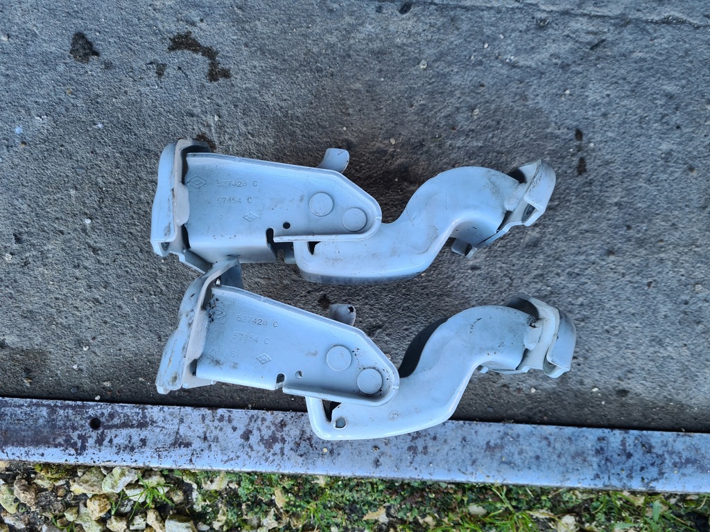 фото №1, Петля дверь задняя trafic vivaro 527428a 57854c