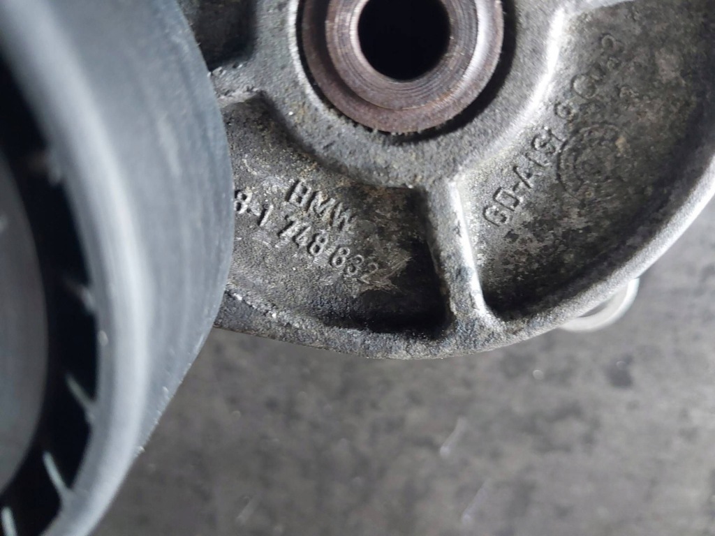 Натягувач ремінь генератора bmw 5 e39 523i m52b25 256s3 170km 1748832 Зі Шроту