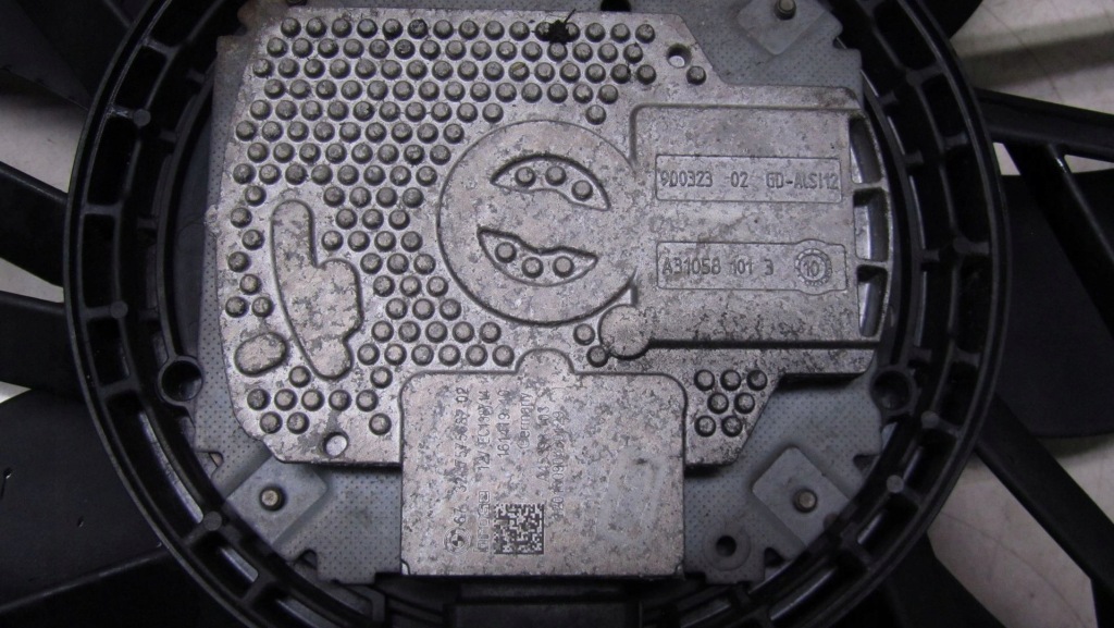 Bmw f11 f10 2.0 вентилятор радіатора 10-17 10 Недорого