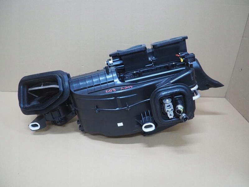 фото №1, Отопитель воздуходувка mercedes eqb x243