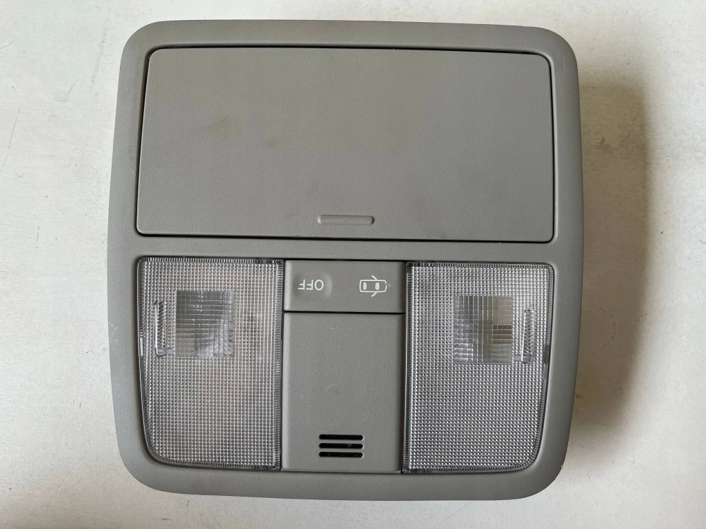 фото №2, Auris ii лампа освещение салона кабины