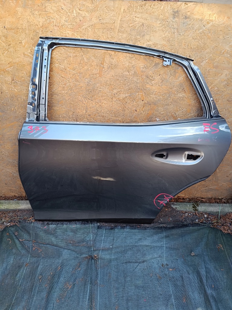 Купить Дверь левый задний lexus es 2018-