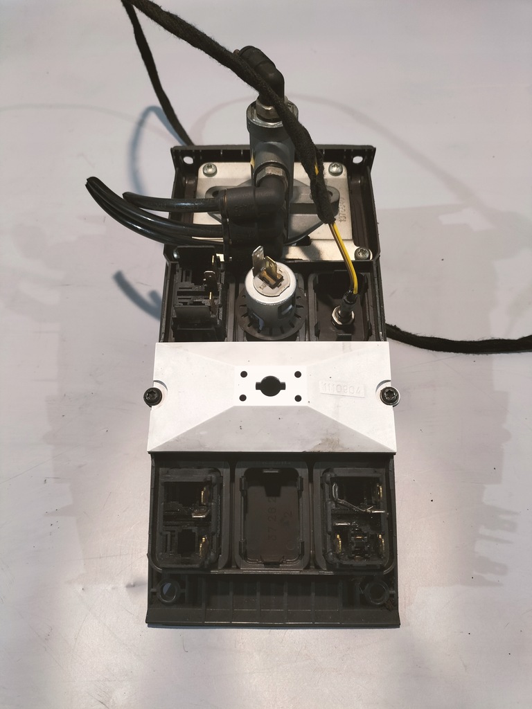 фото №9, Выключатель тока hebel adr scania 4 оригинальный номер 567856