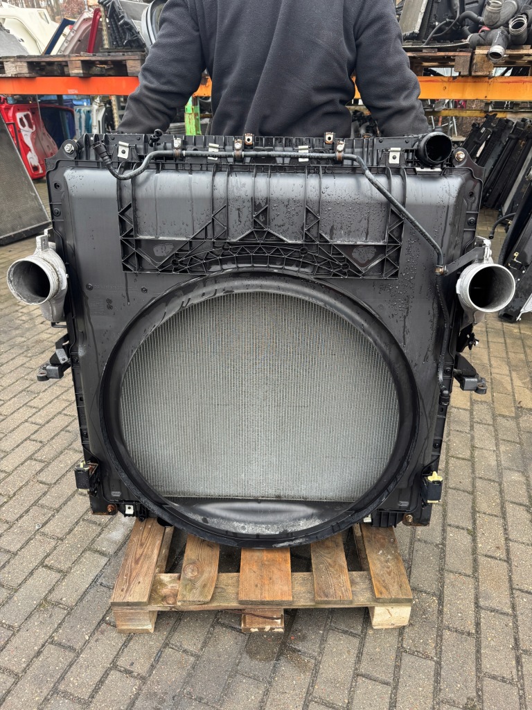 Купить Радиатор комплект воды интеркулер mercedes actros mp4 2018r a9615000900