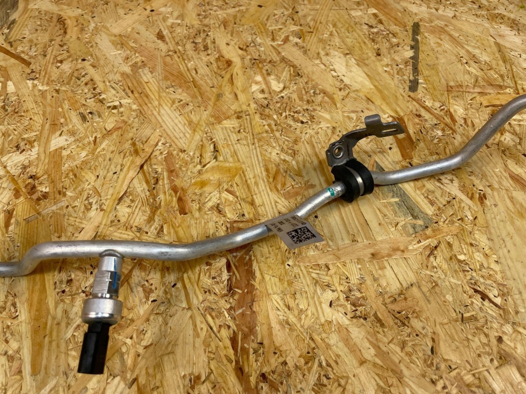 Купити Патрубок трубка шланг кондиціонера jeep renegade 1.3 гібрид 00521137540