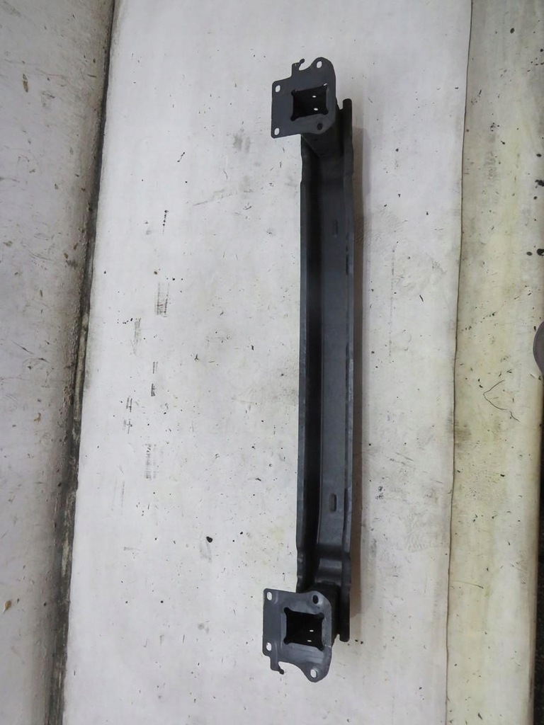 фото №4, Балка бампер задня sedan passat b8