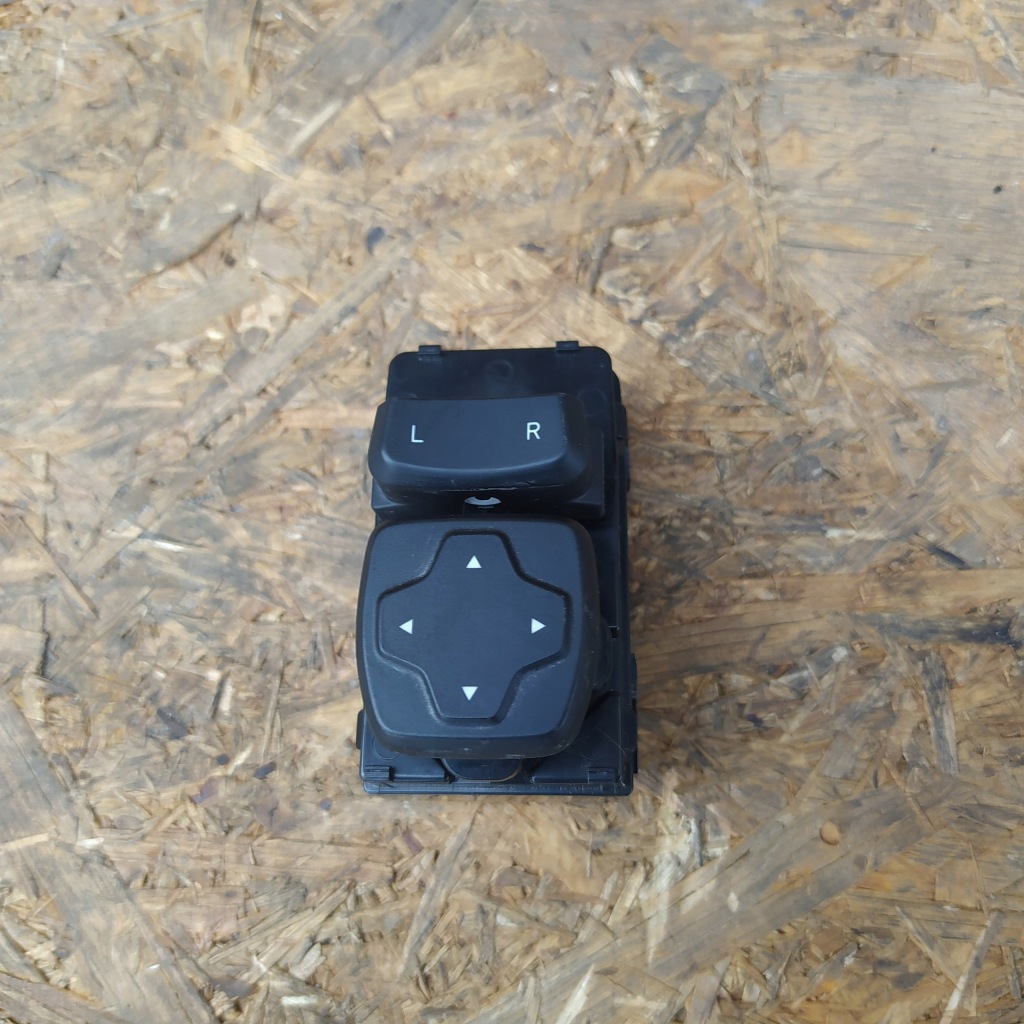 фото №1, Hyundai kona перемикач регулювання дзеркал