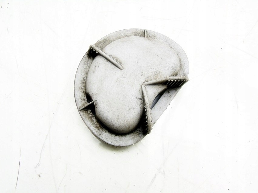 фото №1, Заглушка лампочка фара перед alfa romeo 147