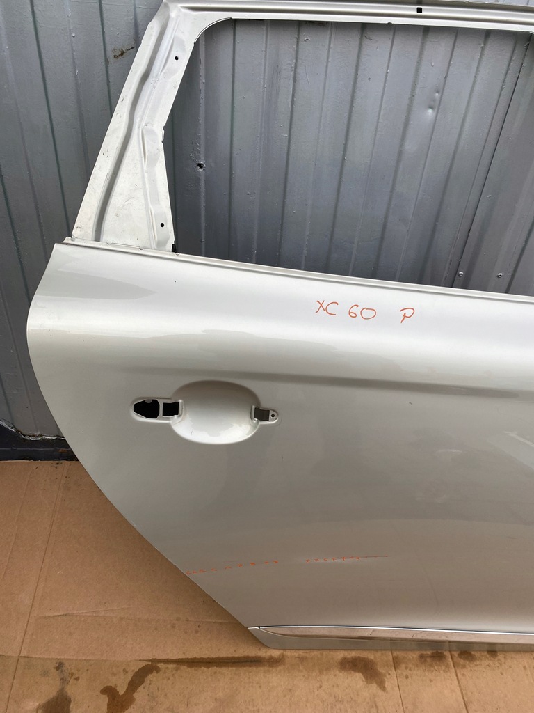 фото №9, Двері праве задні задня volvo xc60 08-