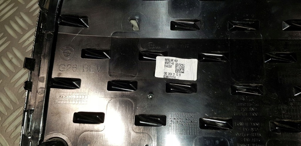 фото №15, Bmw i4 g26 m-pakiet gran coupe решётка радиатора бампера решётки радиатора решётка радиатора камера 9850177