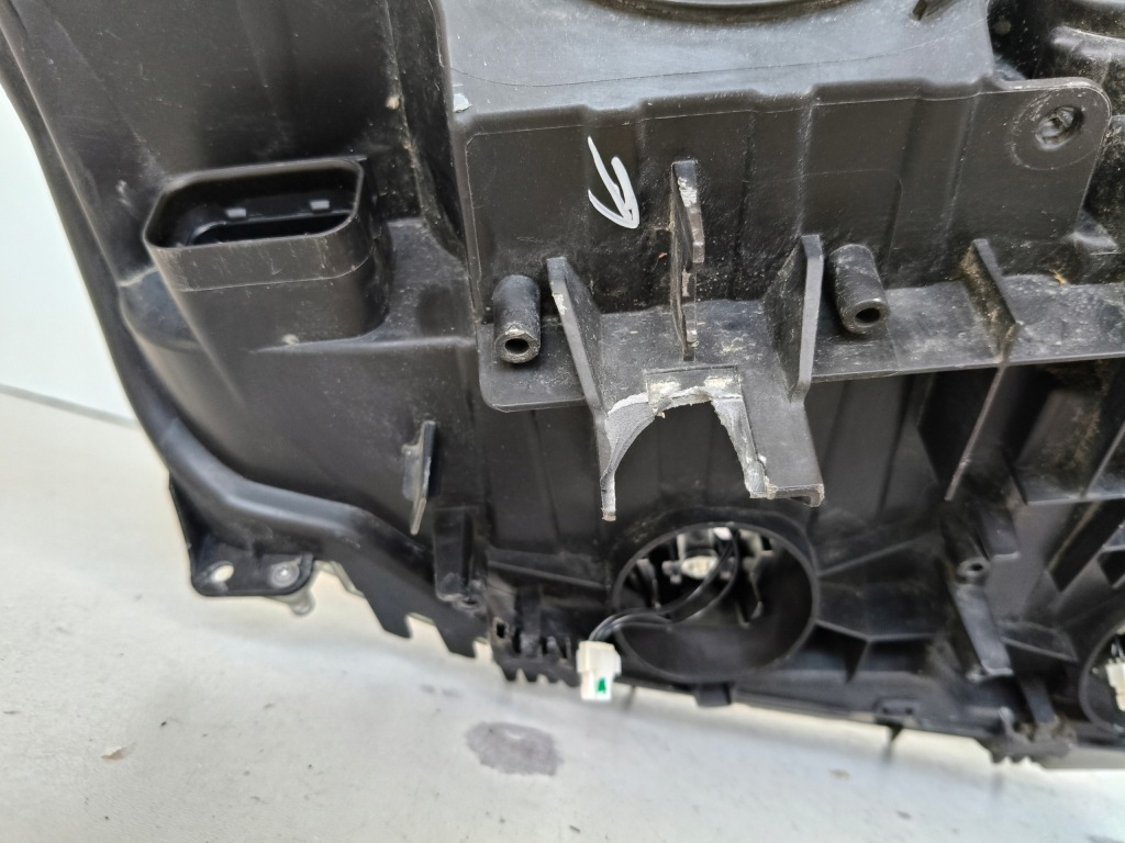 фото №9, Лампа ліва фара bmw 3 f30 f31 12-15 ксенон led некерований