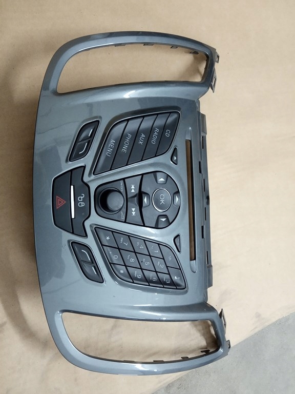 фото №5, Ford c-max mk2 - панель радіо