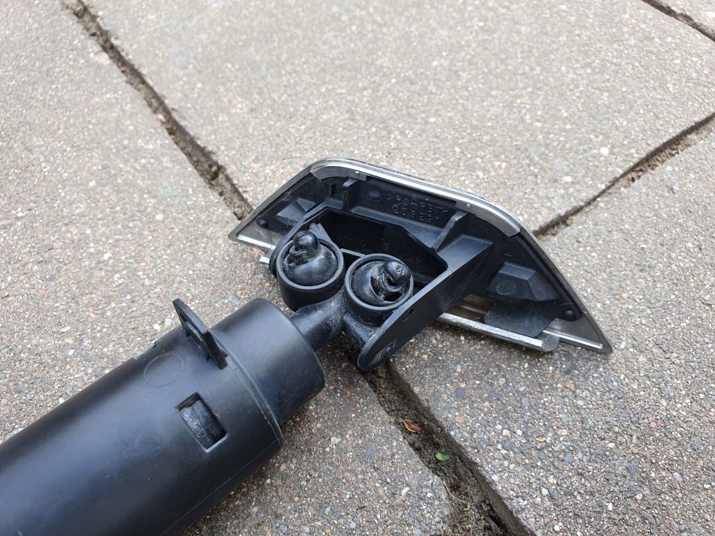 фото №4, Jaguar xf x250 омыватель левый заглушка хром bdb