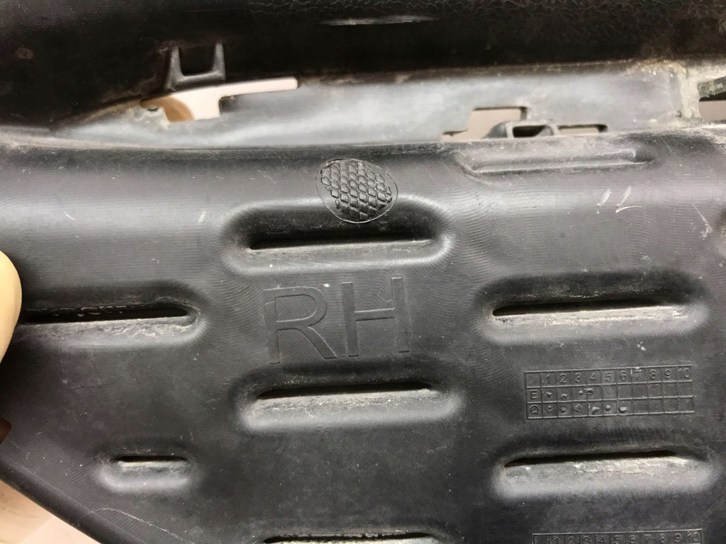 фото №9, Решётка бампера перед передний mercedes gle w167 amg a1678857503