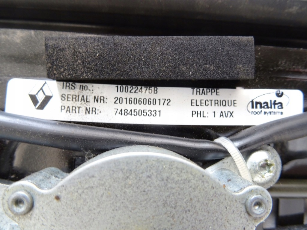 Люк renault trucks t 13-22 7484505331 в Україні