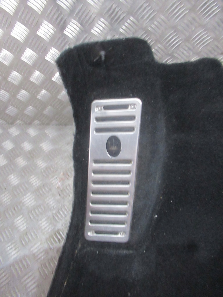 фото №6, Maserati levante килимок обшивка перед ліва права