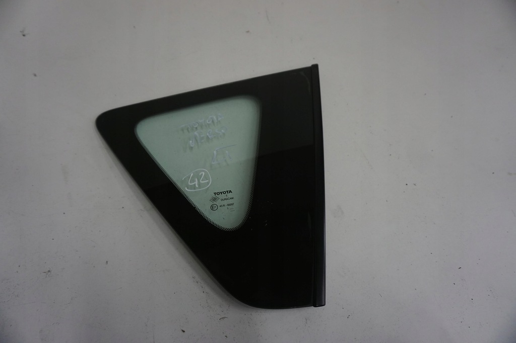 фото №1, Toyota verso стекло кузовная задняя левая правая 2011rok боковая