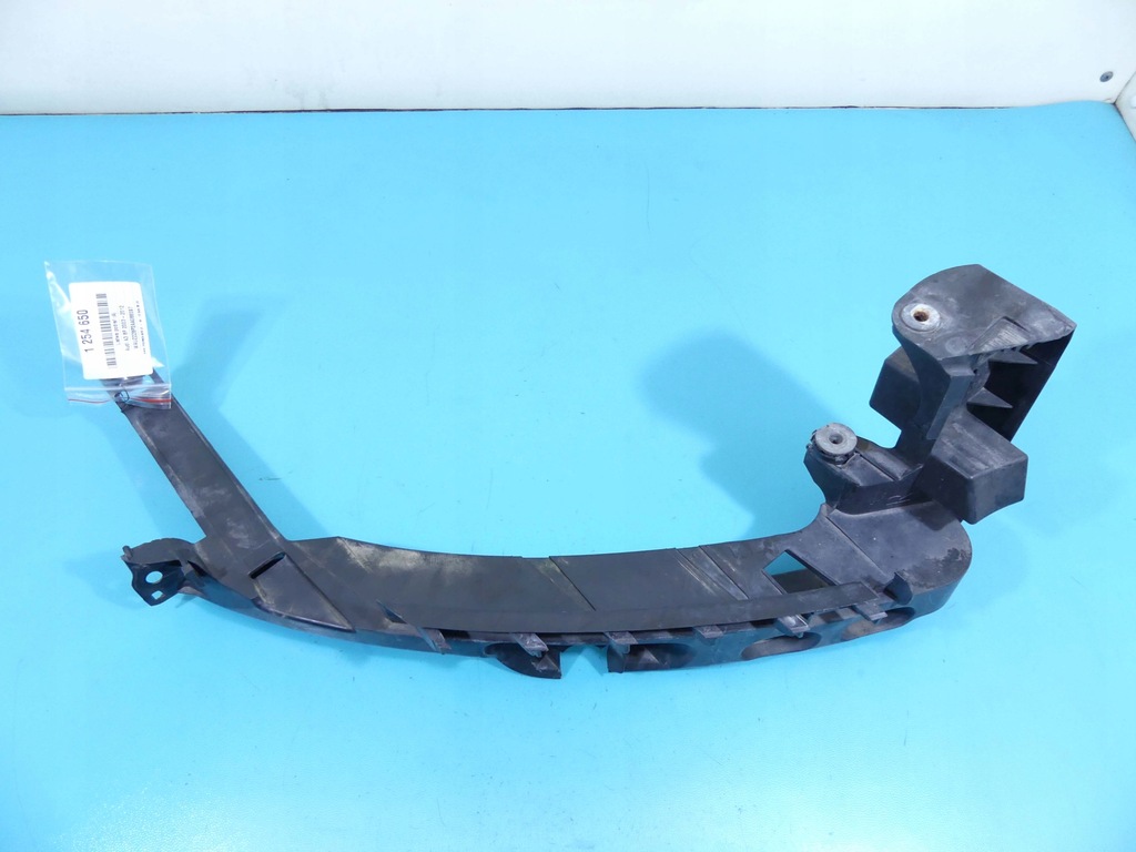 фото №6, Молдинг podref направляющая audi a3 8p 8p0805608