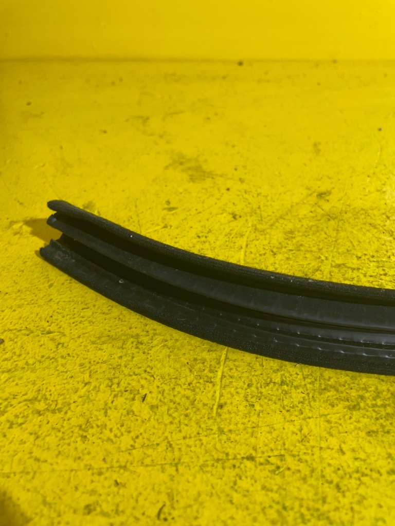 Mercedes slk 200 ii прокладка дверь левый перед передний Недорого