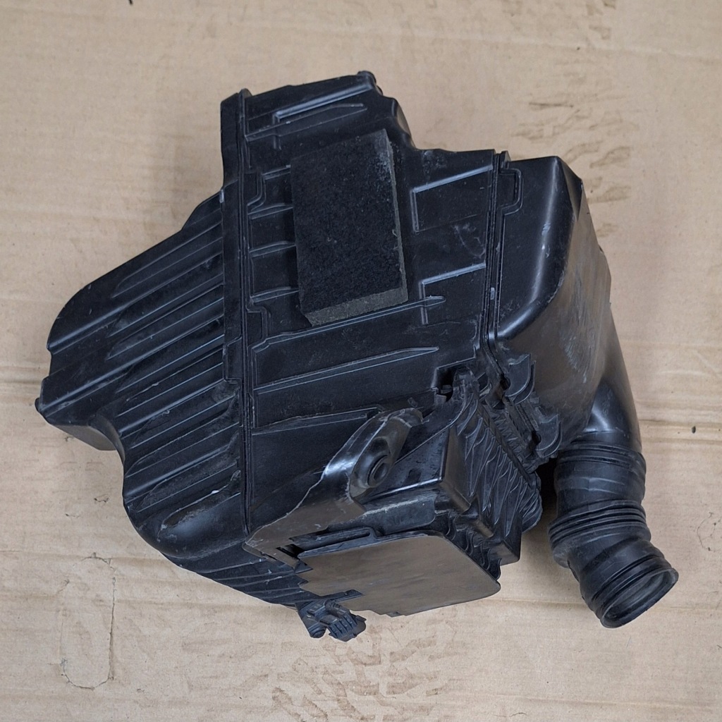 фото №2, Корпус фильтра воздуха renault 16500712r