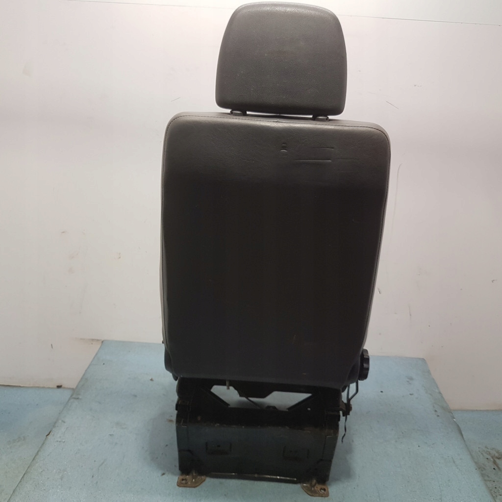 фото №8, Mercedes benz vito w638 сиденье водителя