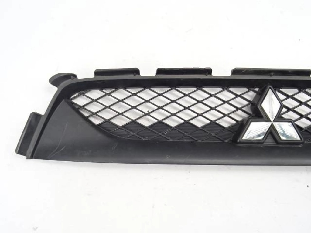 фото №8, Решітка радіатора значок mitsubishi asx 1.8 di-d