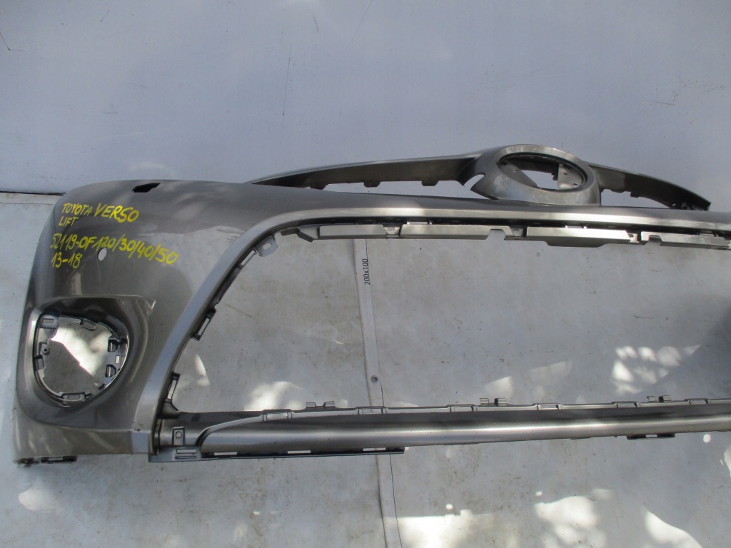 Купити Бампер перед передній toyota verso рестайлінг  13-18r 2 x pdc sprys 52119-0f120
